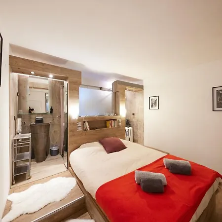 Apartment Flat *