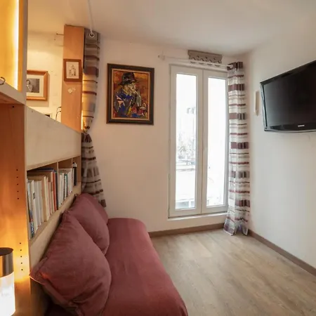 Flat Apartment