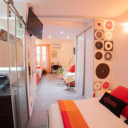 Apartment Flat *